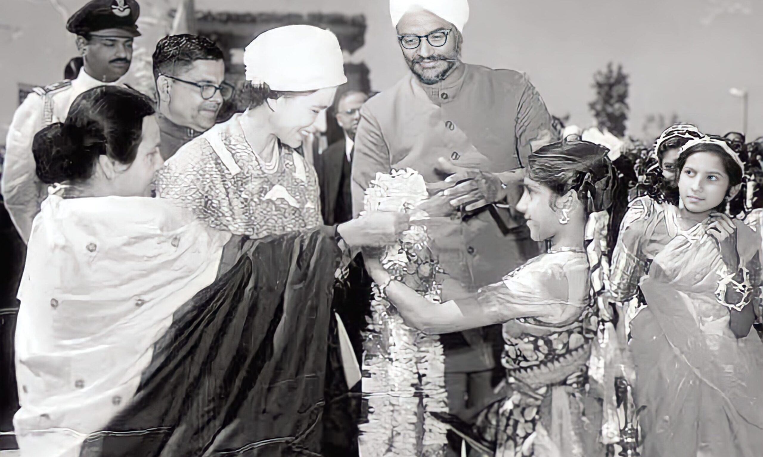 Queen Elizabeth at Durgapur Visit - Durgapur Hub
