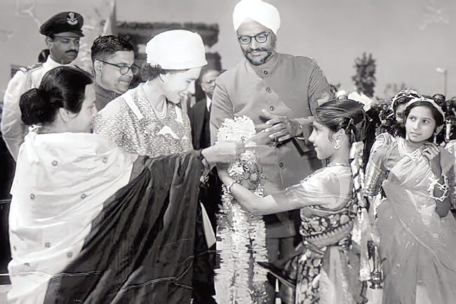 Queen Elizabeth at Durgapur Visit – Durgapur Hub Queen Elizabeth at Durgapur Visit - Durgapur Hub