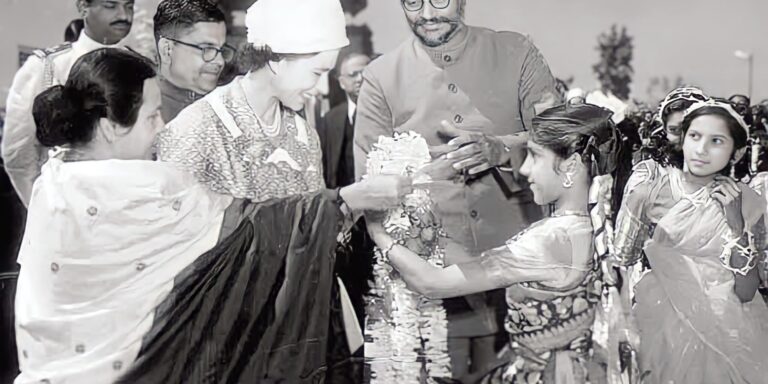 Queen Elizabeth at Durgapur Visit - Durgapur Hub
