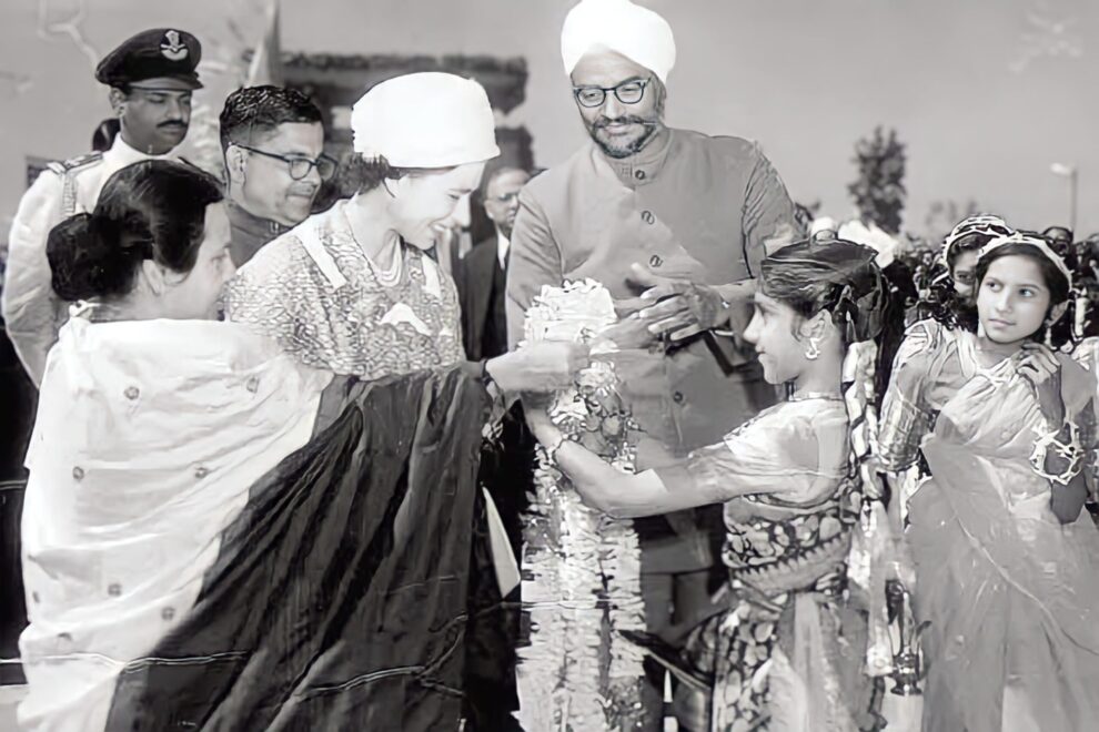 Queen Elizabeth at Durgapur Visit – Durgapur Hub Queen Elizabeth at Durgapur Visit - Durgapur Hub